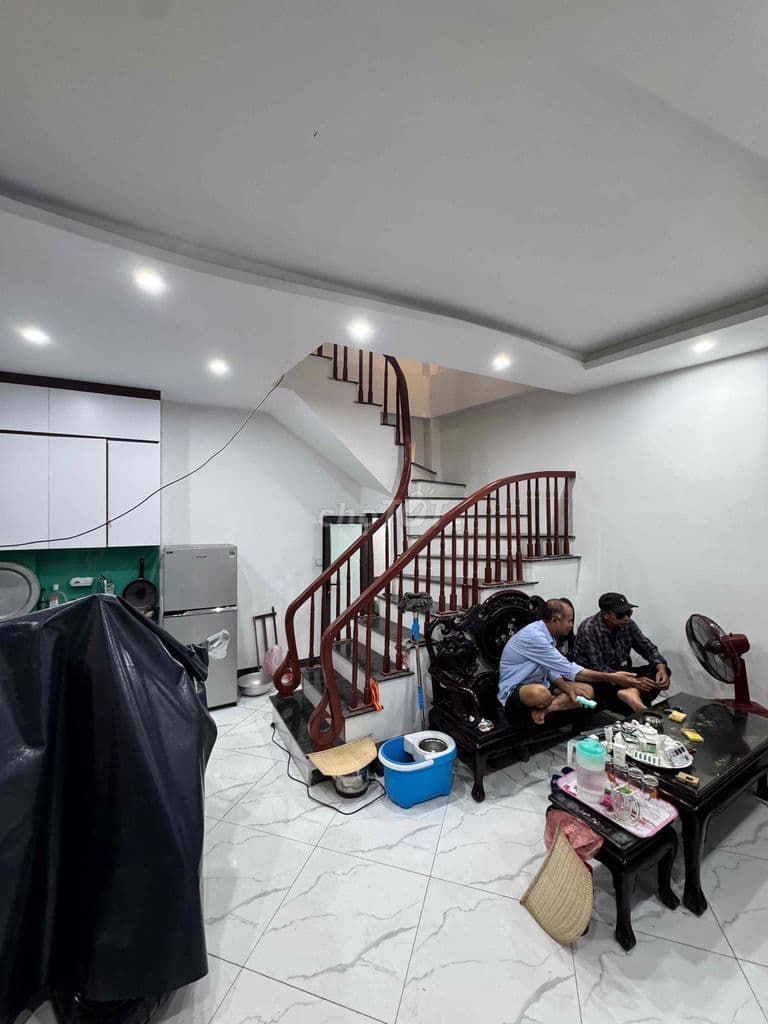 CỰC PHẨM MỚI TRUNG TÂM PHỐ TỨ HIỆP LÔGÓC NGÕ NÔNG GẦN ÔTÔ TRÁNH Ở NGAY - Ảnh 2