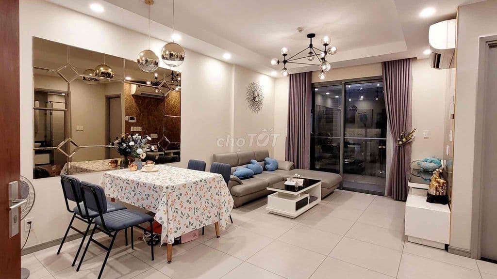 GIÁ RẺ *** BÁN NHANH CĂN HỘ CHUNG CƯ SUNRISE CITYVIEW 2P Quận 7