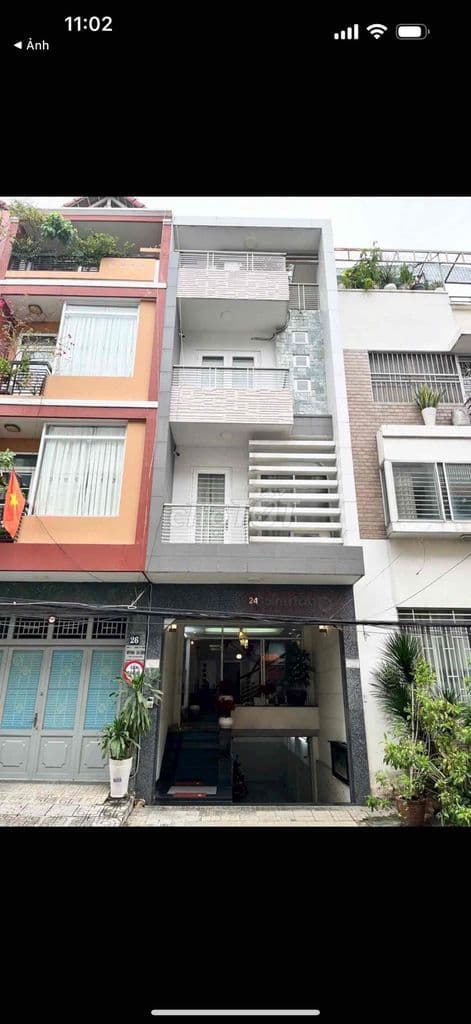 Nhà mặt tiền đường hoa khu Phan Xích Long cần bán nhanh giá tốt