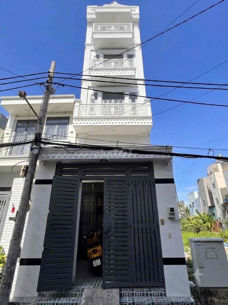 HXH 6m Chiến Lược – Nhà mới 3 tầng, 4PN, 48.7m² – Chỉ 5.5 tỷ