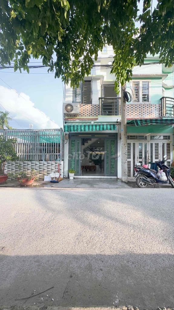 nhà mặt tiền TX 25 Quận 12