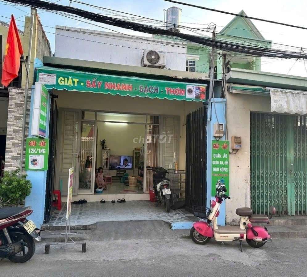 Cần sang tên nhà gần Vòng Xoay An Lạc, giá 850tr. Sổ riêng.