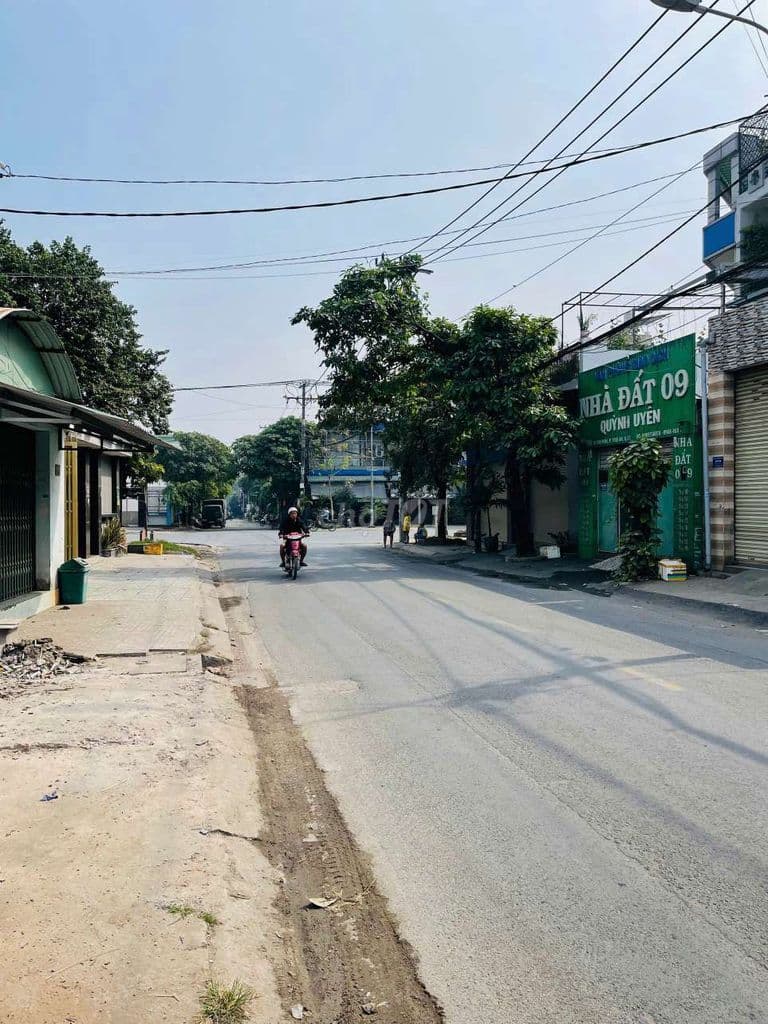 Nhà 5,4 x 30 Mặt tiền Đường võ phải, phường thới an, quận 12