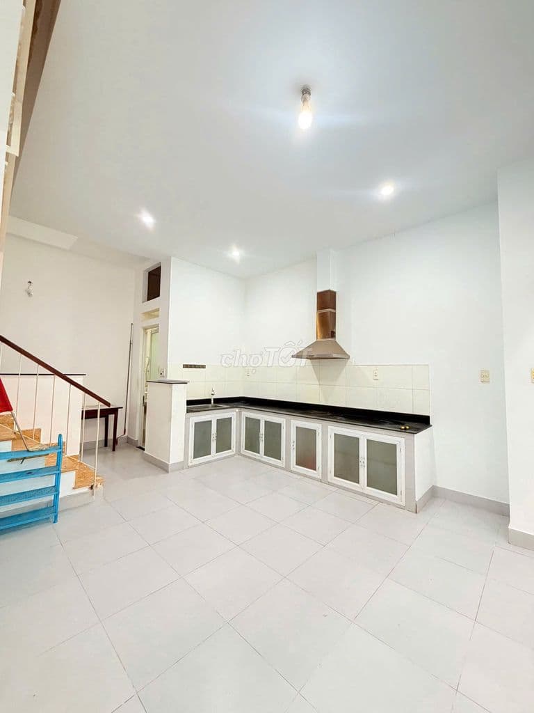 Cần bán gấp nhà 5 x 11 2lau mới đẹp hẻm 6m Tân Hòa Đông q Bình Tân - Ảnh 3