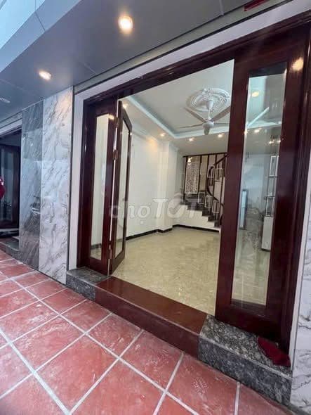 bán nhà Bát Khối 32m2 5T 3PN ngõ nông