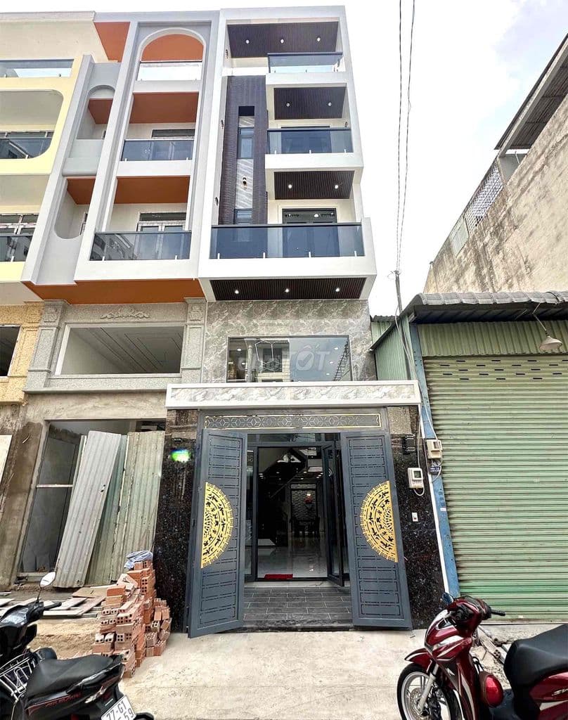 Nhà MỚI 4.5 tấm 4x17 Lê Đức Anh gần khu TÊN LỬA