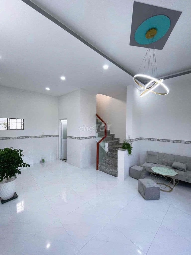 NHÀ CÁCH NGÃ BA GIỒNG 3KM GIÁ CHỈ 690 TRIỆU - Ảnh 3