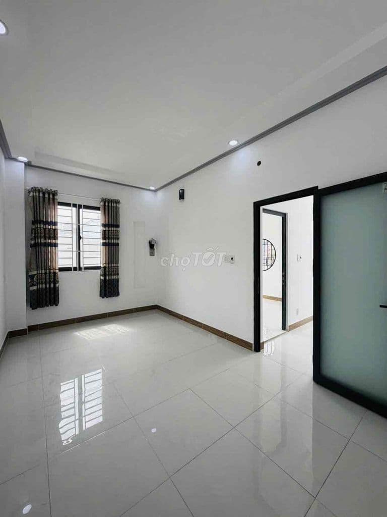 BÀ HOM QUẬN 6 - HẺM 4.5M THÔNG XE HƠI ĐỖ CỬA - 3 TẦNG - 4PN - 4.85 TỈ - Ảnh 3
