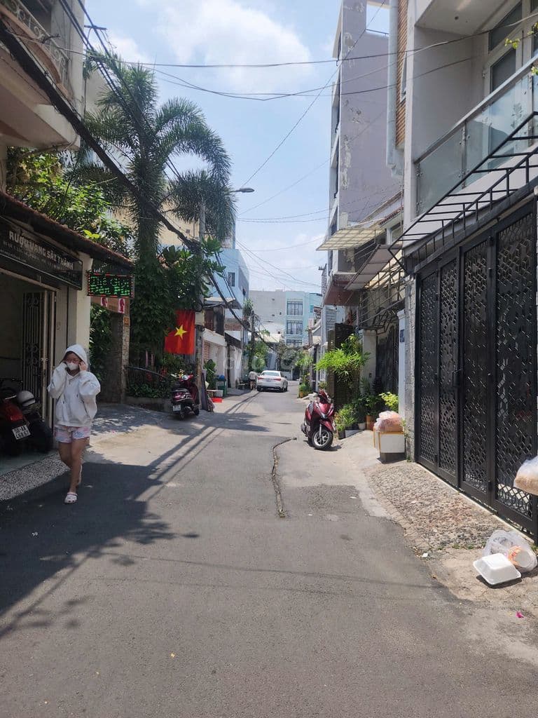 CHÍNH CHỦ - HẺM 6m XVNT P26 BÌNH THẠNH - DT 4x10m 3 TẦNG - NHỈNH 7 TỶ - Ảnh 2