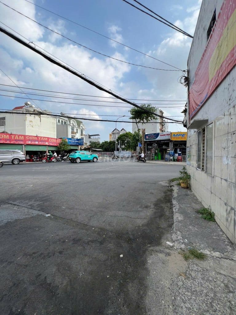 Bán gấp nhà nát HXH Nguyễn Ảnh Thủ gần Ngã 3 Bầu, 10x20,5m, 8,7 tỷ TL - Ảnh 3