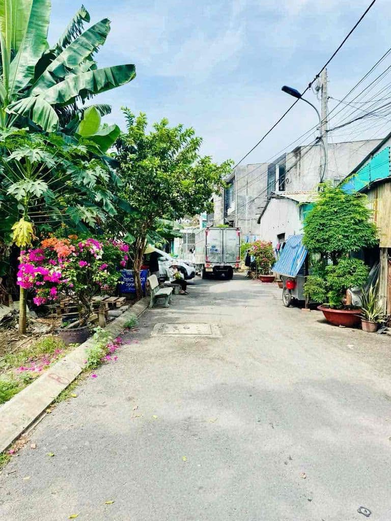 Bán đất HXH đường Nguyễn Xiển, sát Vinhome 4.1 tỷ