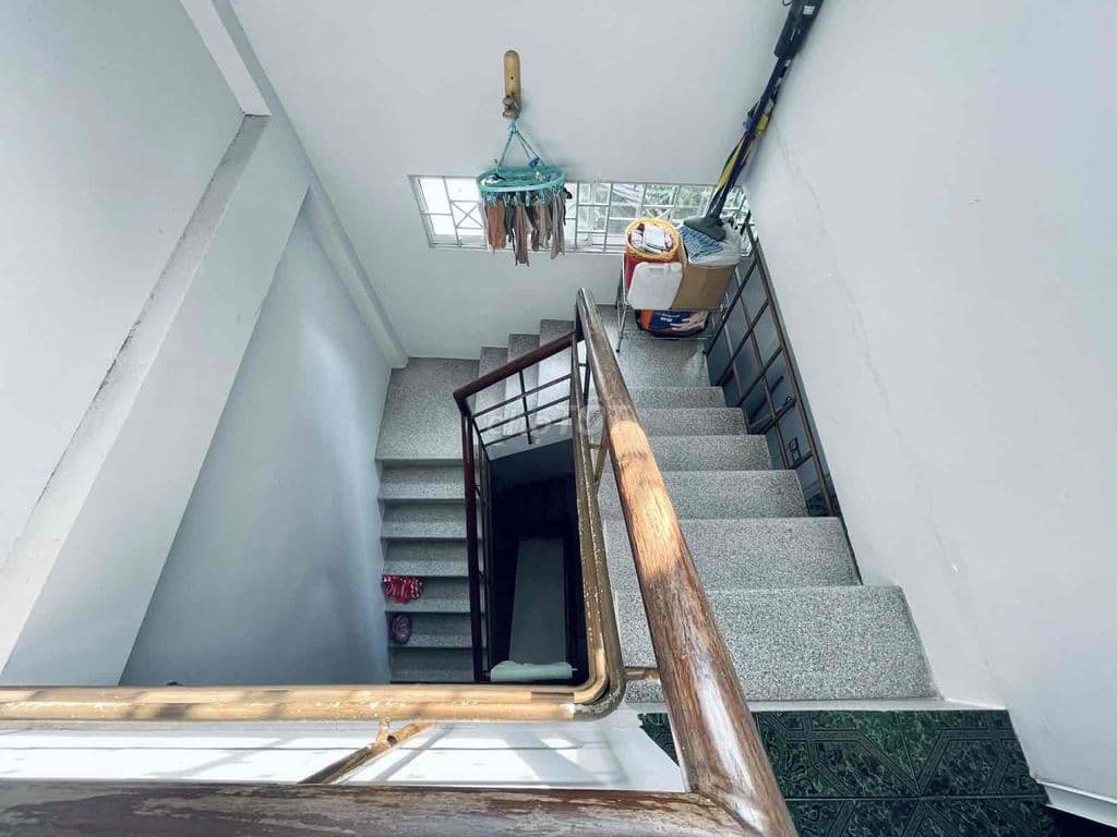 NHÀ ĐẸP Q10- HẺM RỘNG GẦN MẶT TIỀN- 4 TẦNG - DÒNG TIỀN 10TR/THÁNG - Ảnh 2