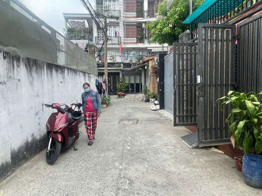 Bán nhà sau lưng nhà mặt tiền đường Song Hành q12 - Ảnh 3