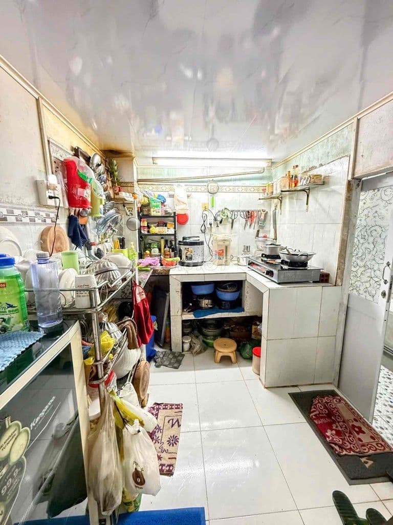 Hot, Bán gấp Nhà riêng Chiến Lược BTân, 32m2, 3 tầng, hẻm xe hơi, 2ty7 - Ảnh 3