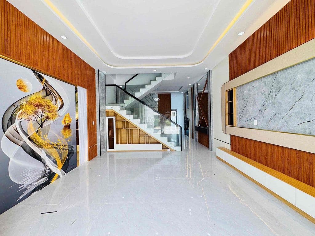 nhà bán nằm gần chợ bình chánh - Ảnh 3