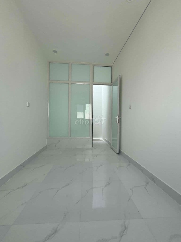 Bán nhà Shr DT:2.3x6m 3 Tầng 2PN hẻm 205 Huỳnh Tấn Phát Quận 7