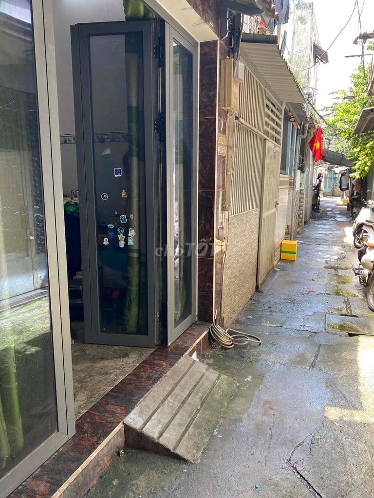 Bán nhà đường Phạm Văn Đồng đối diện siêu thị Gigamall - Ảnh 2