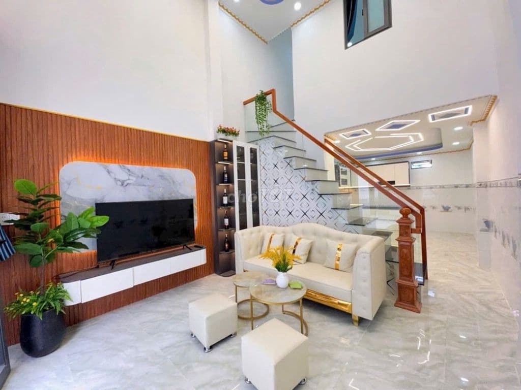 VỊ TRÍ ĐẸP - XE TẢI THÔNG - NGAY HƯƠNG LỘ 2 - 40M2 - CHỈ HƠN 2 TỶ TL