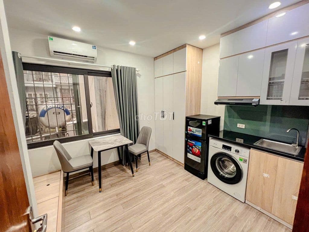 SIÊU PHẨM - DÒNG TIỀN HOÀNG MA