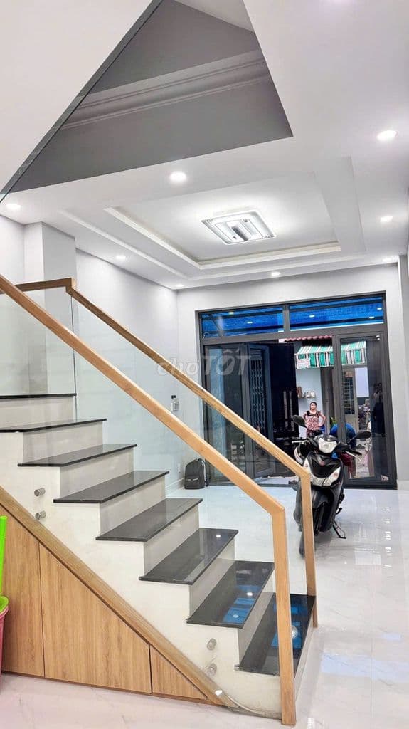 Nhỉnh 8 TỶ- siêu Phẩm 3 Lầu MỚI KENG Lê Ngã kế bên Tân Bình. - Ảnh 3