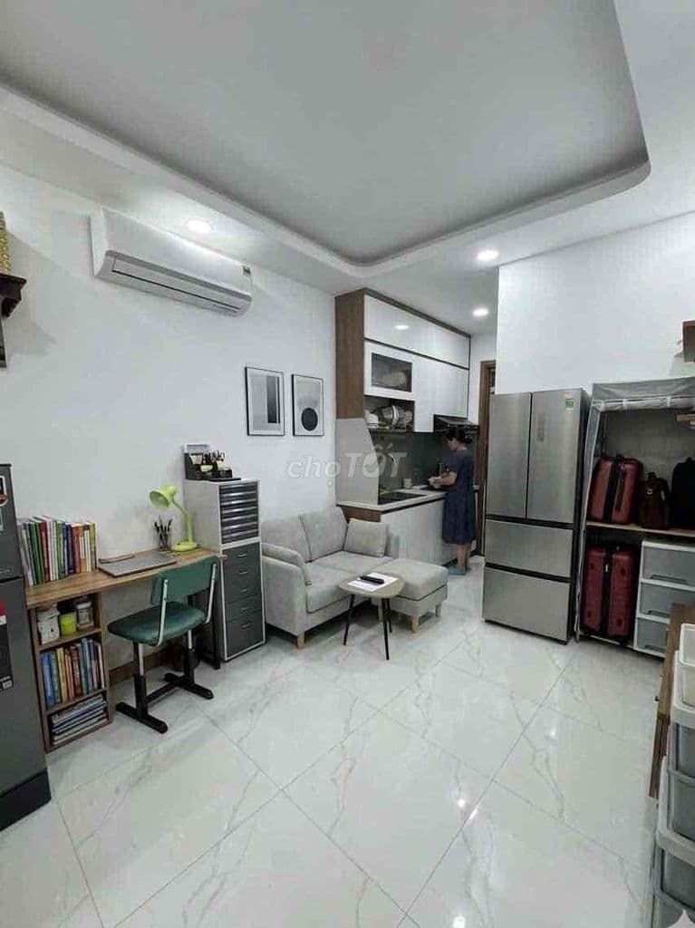 Bán CC Mini Đông Tác gần Vincom, Mới Đẹp Giá Rẻ. full Nội Thất Về Ở Ng