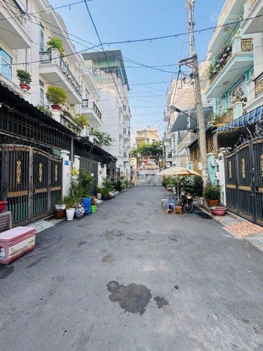 Nhà Hà Huy Giáp Q12 - 70m2 - 4 tầng - Hẻm 8m xe hơi - Ảnh 2