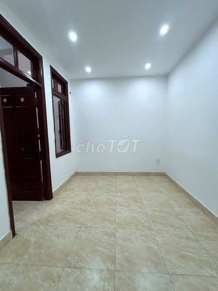 bán nhà 5 tầng đường Giáp Bát giá nhỉnh 8 tỷ - Ảnh 3