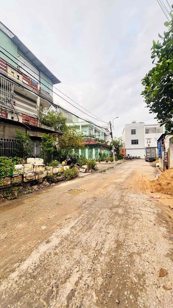Nhà 2 mặt tiền hẻm xe tải - Ảnh 3