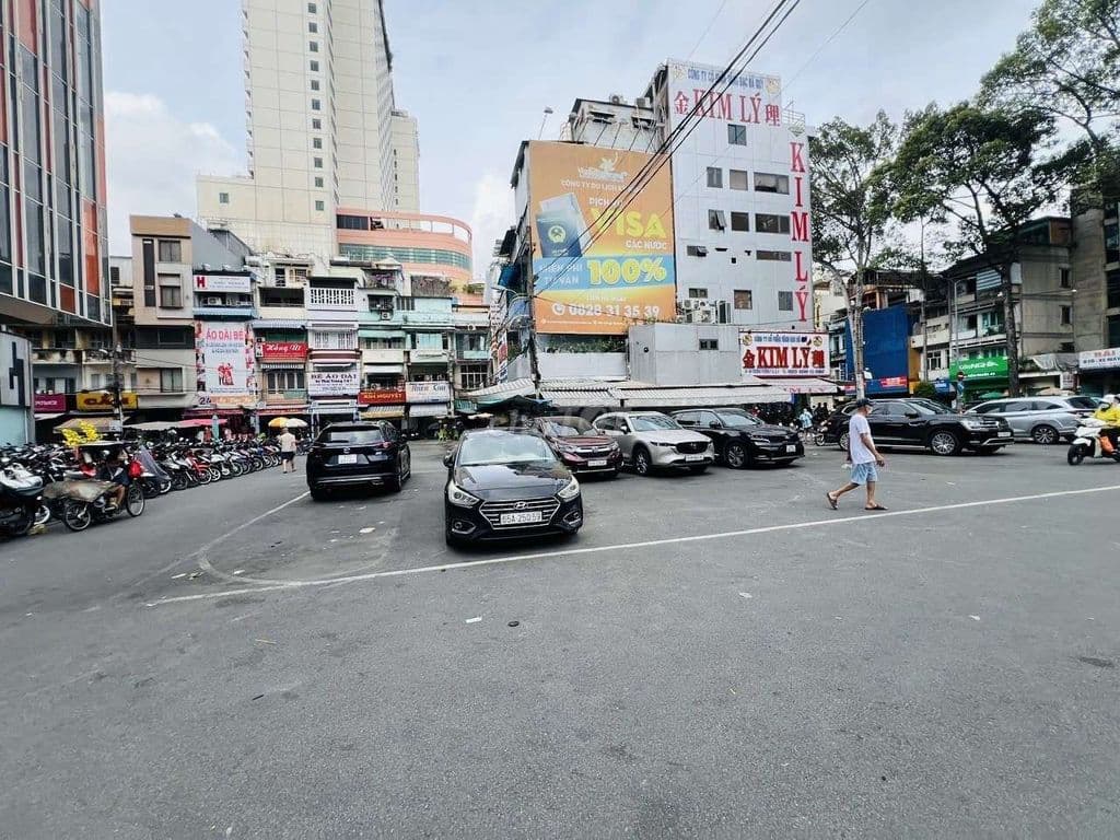 CĂN HỘ 2 TẦNG 60m2-NGAY CHỢ AN ĐÔNG P9 Q5
