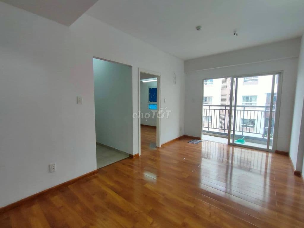 Bán căn hộ Ehome 3 , 2pn 2wc, căn có ban công