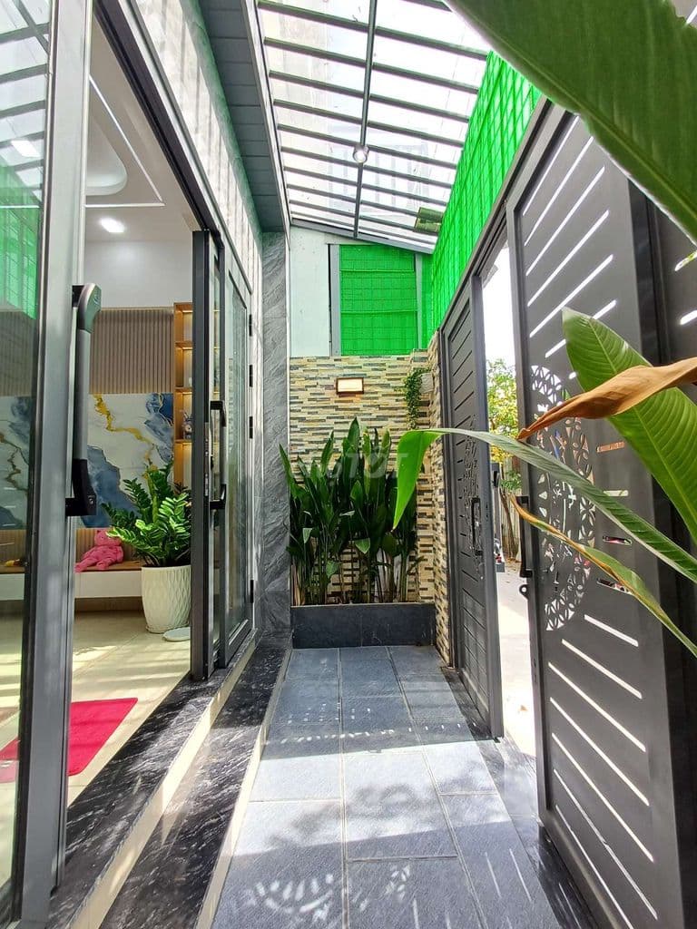 GIẢM MẠNH- Nhà phố Ngã Tư Ga - phường Thạnh xuân - Quận 12 - Ảnh 3