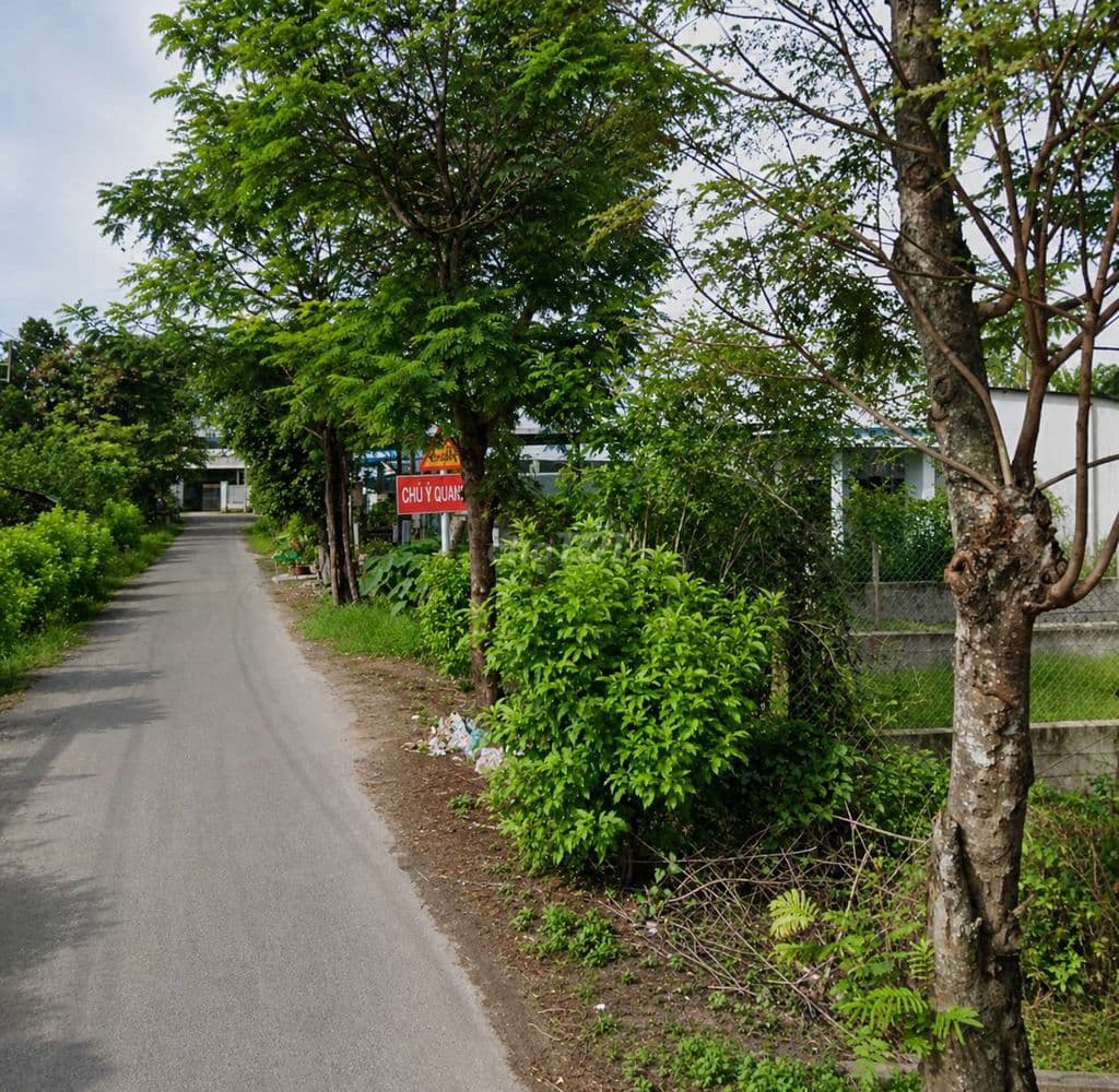 Lô 132m2 (5×24) giá 1 tỷ 250 , sổ sẵn , đường nhựa 7m.