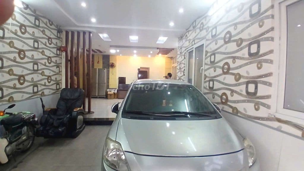 HXH 6M CỘNG HÒA, P4, TB. DT 73M², 3 TẦNG, GIÁ 12 TỶ TL, DÂN TRÍ CAO.