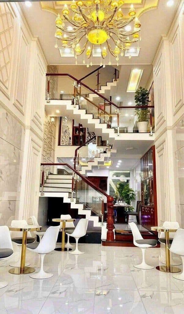 Q8. Giảm từ 15 tỷ/1 xuống 6 tỷ 8/Căn . Siêu Phẩm Q8 Võ Văn Kiệt
