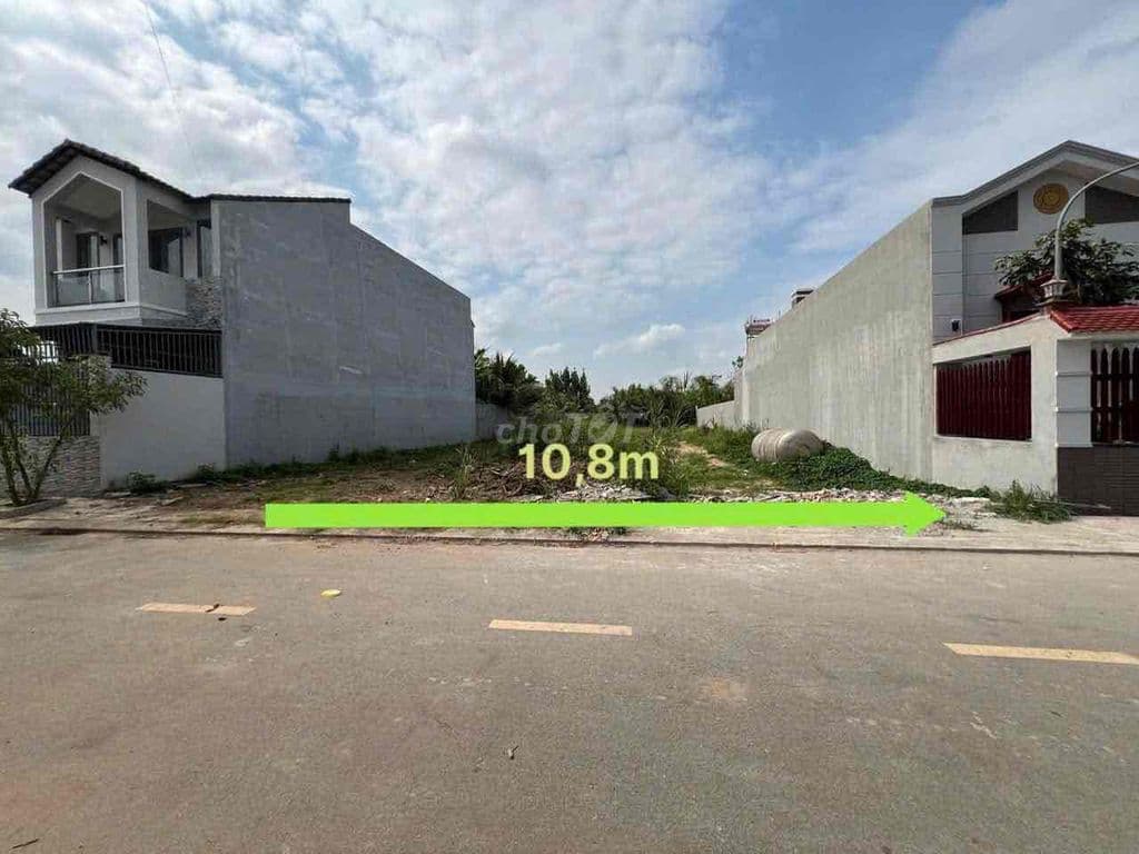 ĐẤT BIỆT THỰ VEN SÔNG Q9 439m2 giá 15tỉ5