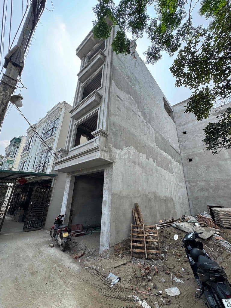 BÁN NHÀ PHƯỢNG ĐỒNG, PHỤNG CHÂU - 35M2 - LÔ GÓC - Ô TÔ VÀO NHÀ - Ảnh 2