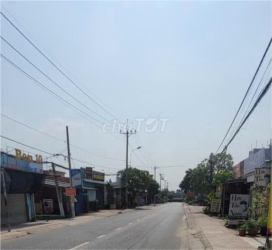 NÓNG, đất mặt tiền ngang 15m, gần 1400m2, có 230m2 thổ, SHR, chính chủ - Ảnh 2