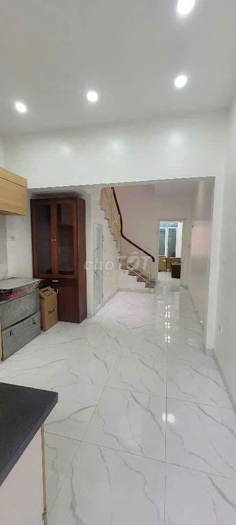 📢📢📢 Chủ cần tiền bán gấp nhà phân lô Nguyễn Sơn Long Biên Hà Nội. - Ảnh 2