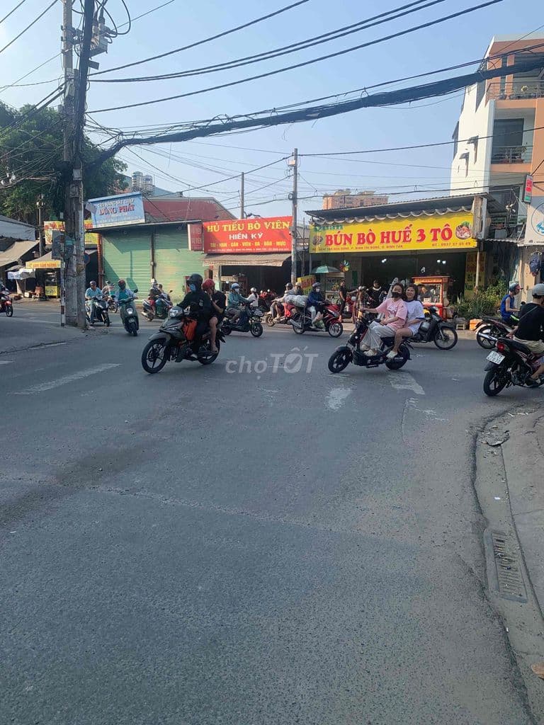 mặt tiền trương Phước phan