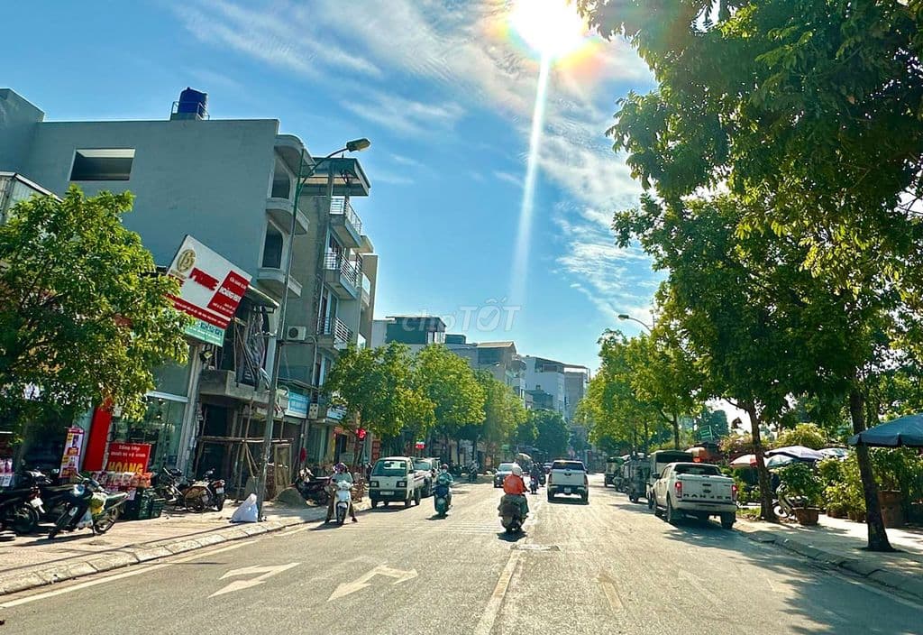 Bán đất Thạch Bàn - viên kim cương thô giữa khu đô thị ven sông Hồng