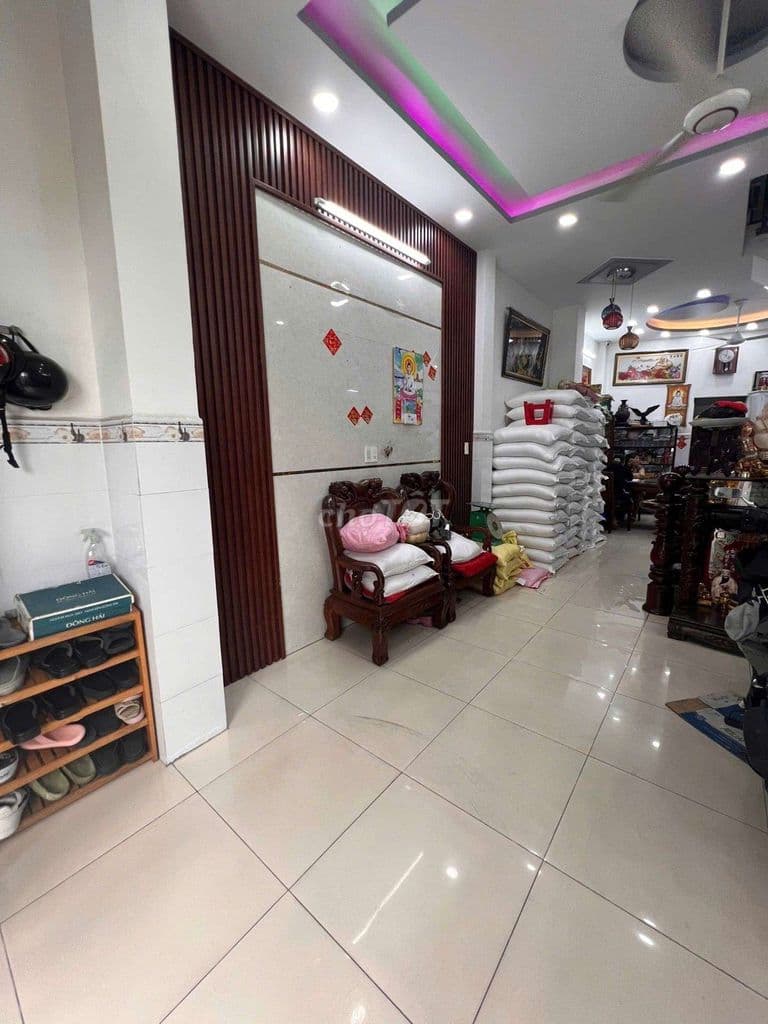 Nh-à gần ngay Nguyễn Ảnh Thủ .Nguyễn Thị Sóc xã bà điểm - Ảnh 3