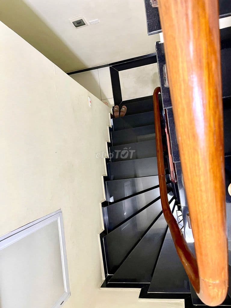 DÂN XÂY - 10M RA PHỐ - PHÂN KHÚC HIẾM. THỊNH LIỆT - HOÀNG MAI 30M - Ảnh 2