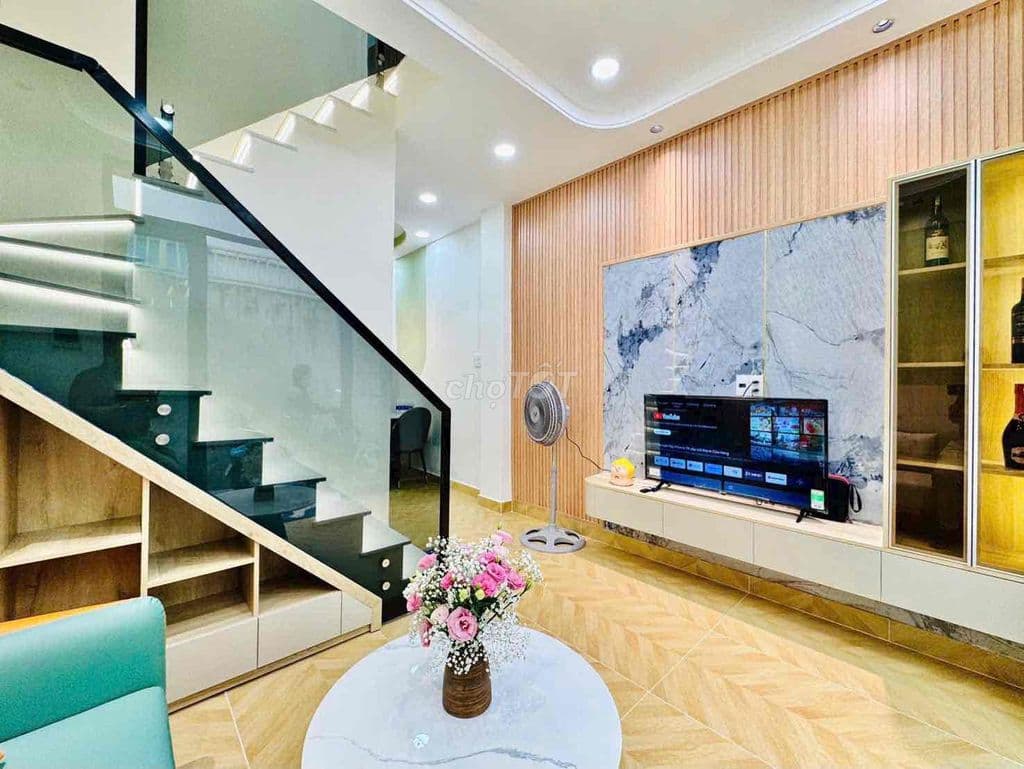 Bán Nhà Huỳnh Văn Bánh