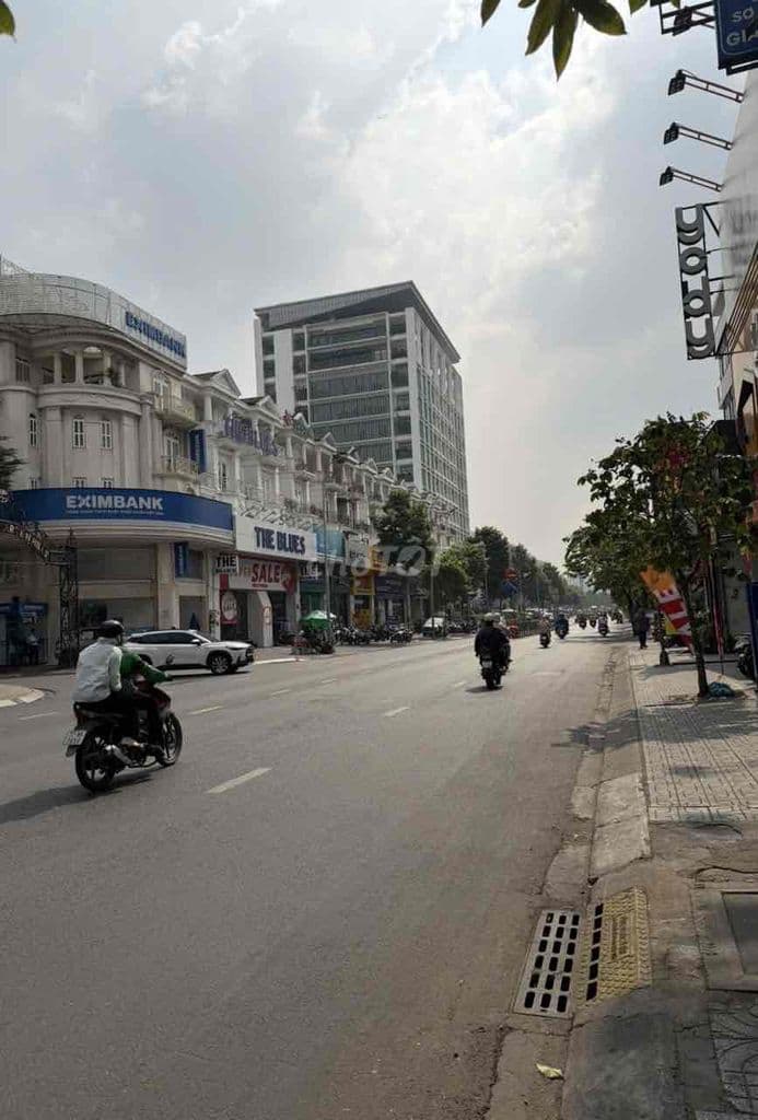 NHÀ MT Phan Văn Trị ( Đối diện Emart) vị trí đẹp ko lỗi, 4x23 - 24 t - Ảnh 3