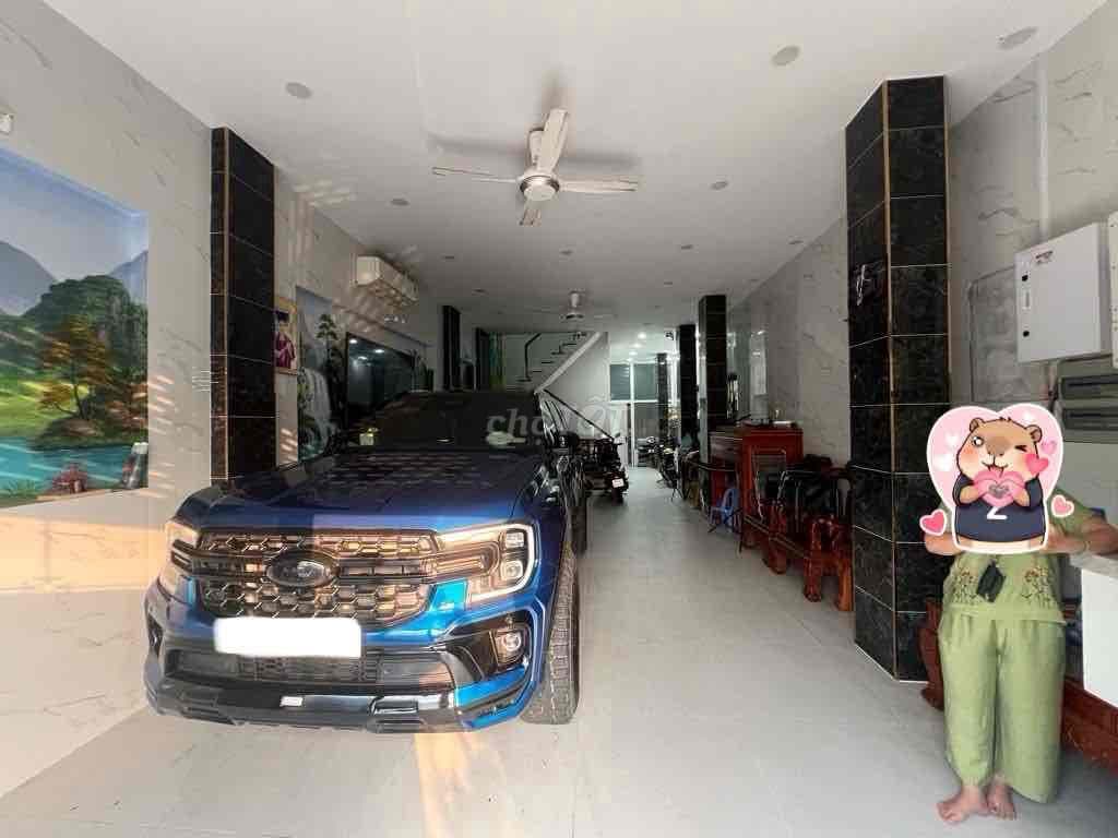 Bán nhà 3 MT Quận 8 cách quận 5 chỉ 1 cây cầu. DT: 106m2, 7 Tầng, Than - Ảnh 2