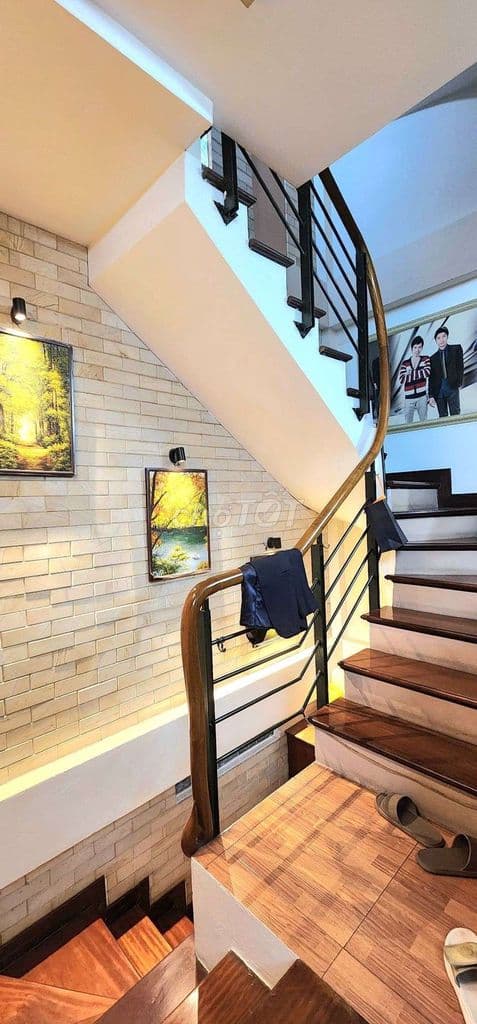 Nhà đẹp Bạch Mai Hai Bà Trưng ngõ thông ô tô đỗ của