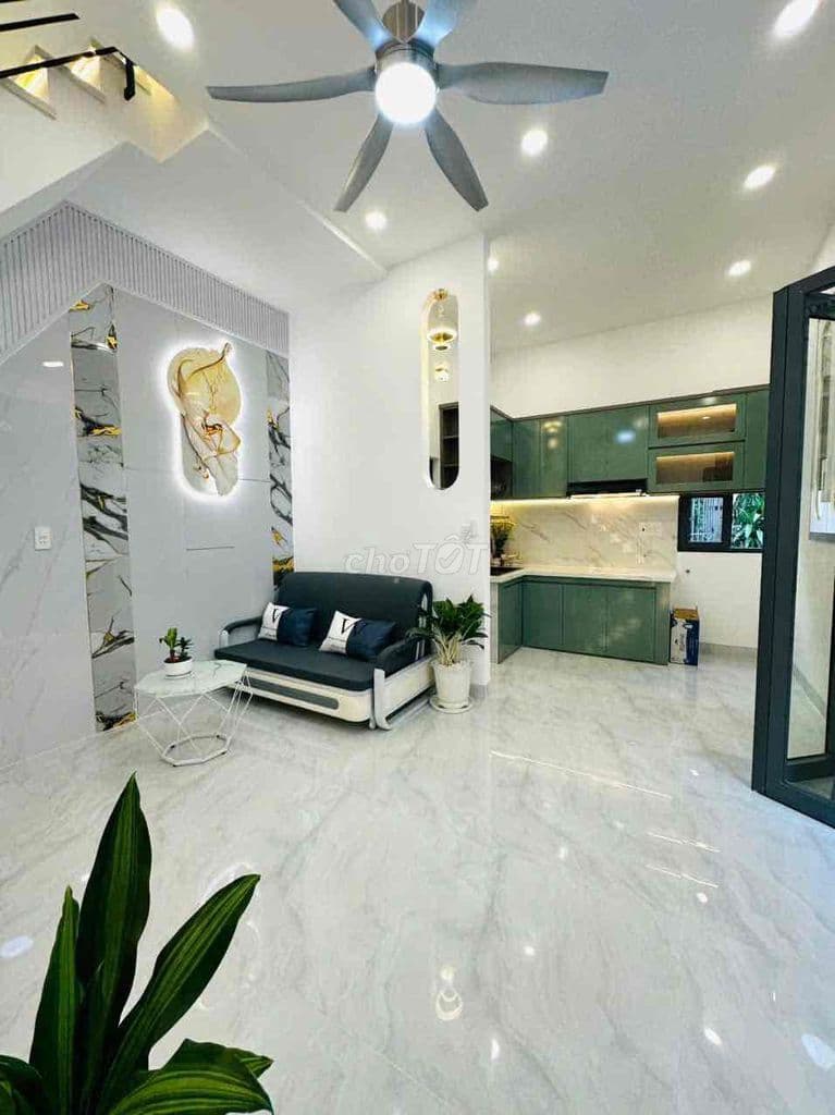 Nhà đẹp gần Emart Phan Huy Ích ô tô tới cửa 2PN ở ngay – 4 tỷ nhỉnh
