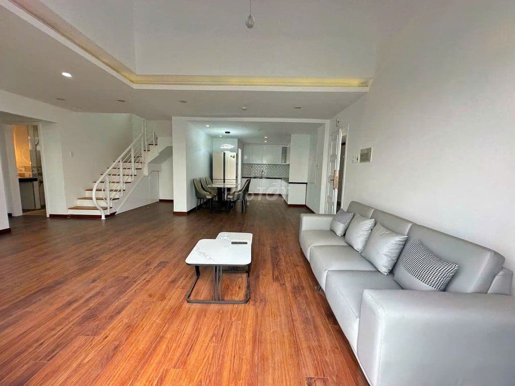 Bán căn hộ Penhouse New Sài Gòn - Hoàng Anh 3 DT: 300m2 View Thành Phố - Ảnh 3