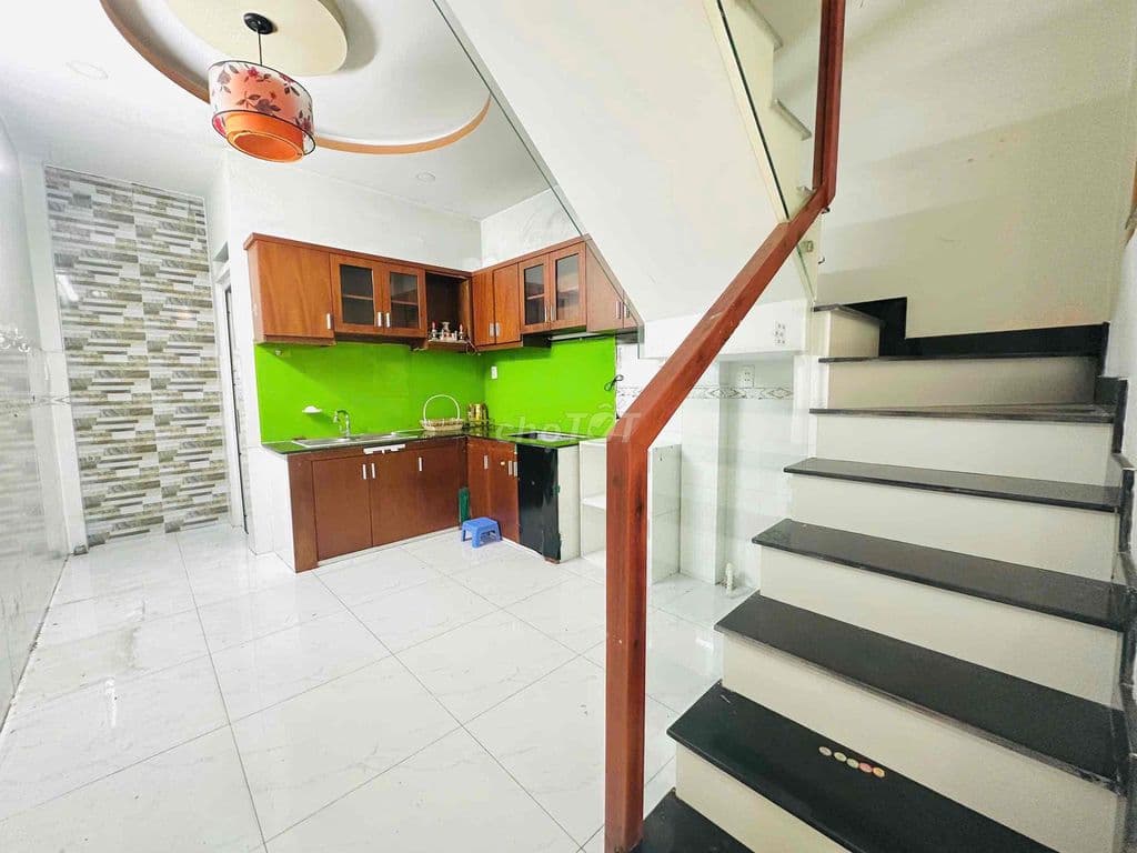 TÂN BÌNH - HẺM XE HƠI - 70M² SD - CHỈ 3.99 TỶ - Ảnh 2