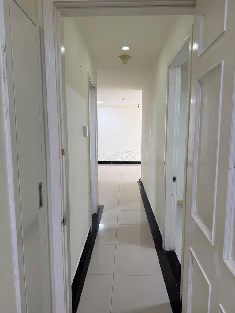 Bán căn hộ Giai Việt tầng trệt -854 Tạ Quang Bửu, P.Chánh Hưng